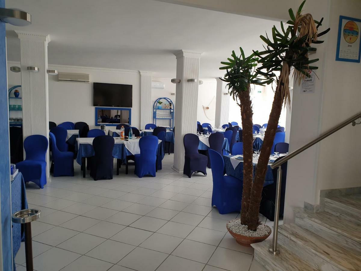 Hotel Caraibisiaco Sul Mare Сан-П'єтро-ін-Беванья Екстер'єр фото